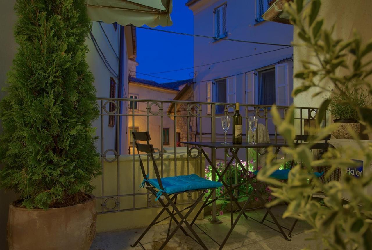 Apartamento Casa Aurelia - Mali Tone Krk Town Exterior foto